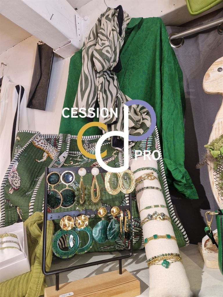 commerce en vente sur UZES (30700)
