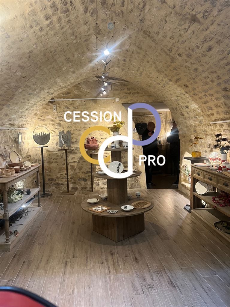 local d'activité en vente sur CARPENTRAS (84200)