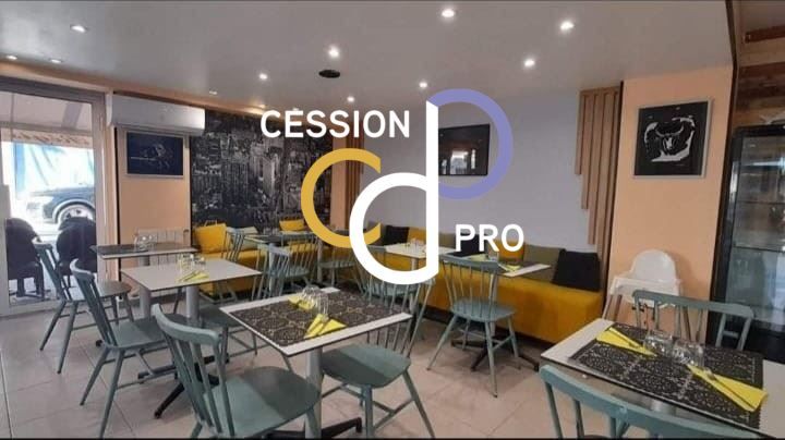 Location Commerce Le Grau-du-Roi 30240 RUE COMMERCANTE NUMERO 1