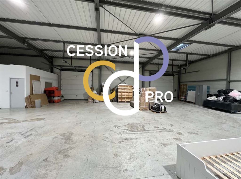 entrepôt en location sur GALLARGUES LE MONTUEUX (30660)