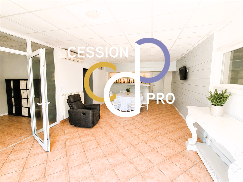 Location Commerce Tarascon 13150 Z.A. DU ROUBIAN