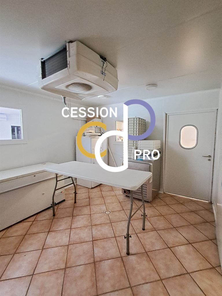Location Commerce Tarascon 13150 Z.A. DU ROUBIAN